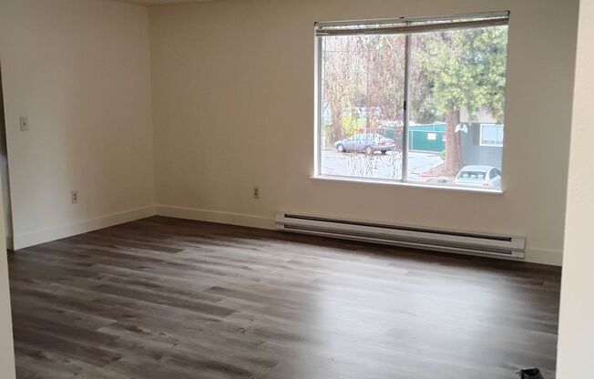 1 bed, 1 bath, 590 sqft, $1,150, Unit 257-673