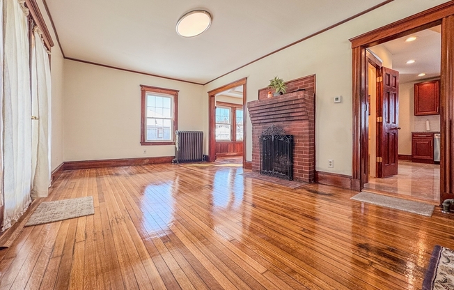 18 ALBION RD