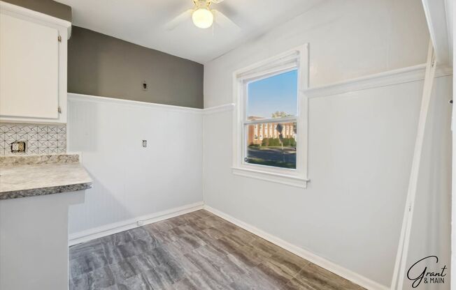 3 beds, 1 bath, $1,300