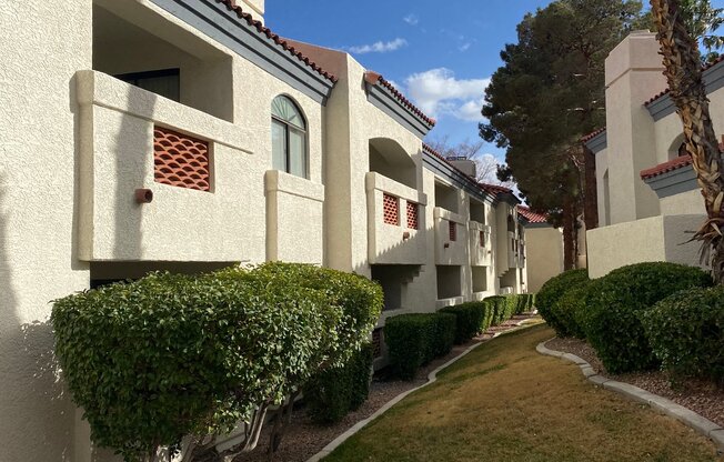 8455 W SAHARA 261