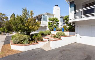 1536-1542 Veteran Ave