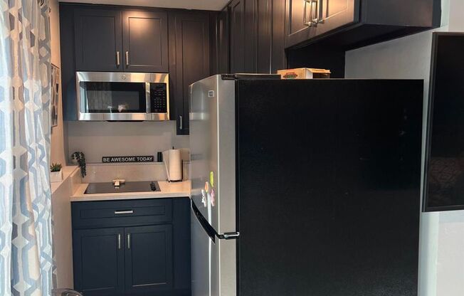 FURNISHED SAN CARLOS STUDIO-AVAILABLE NOW!!!