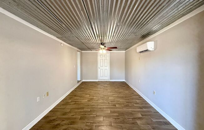 ADORABLE 2 BED WINTER PARK RENTAL HOME