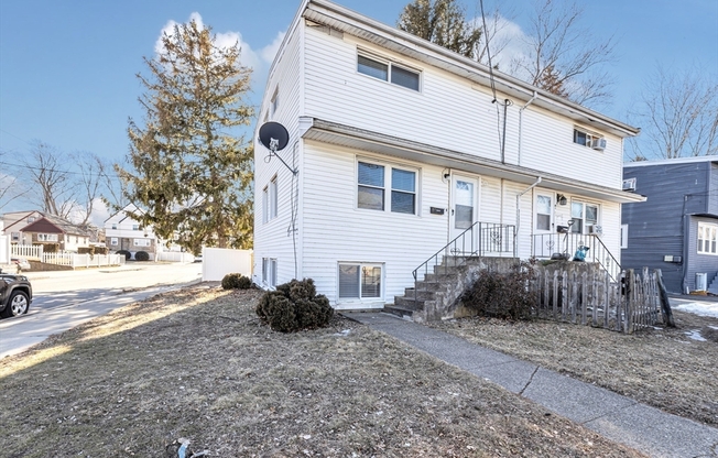 4 ALT EDSON TERRACE #