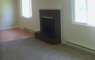 3 beds, 1.5 baths, $1,600