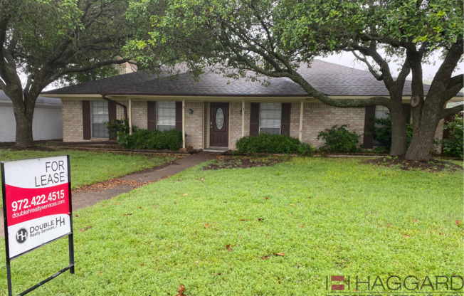 3 beds, 2 baths, $2,450