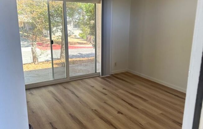 Capitola, Remodeled 1bd. 1ba. single level apartment