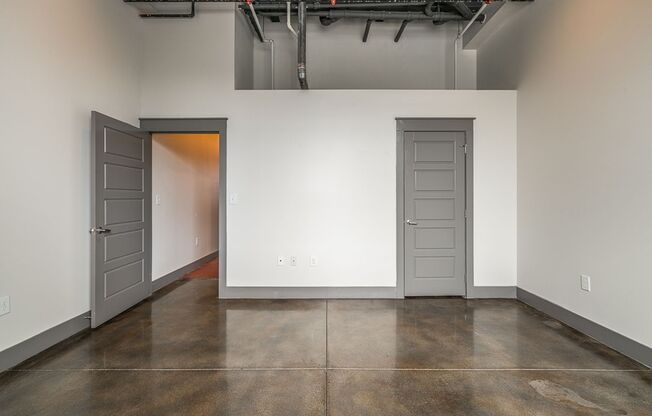 1 bed, 1 bath, $1,575, Unit 727 N. 4th St. Apt. 123