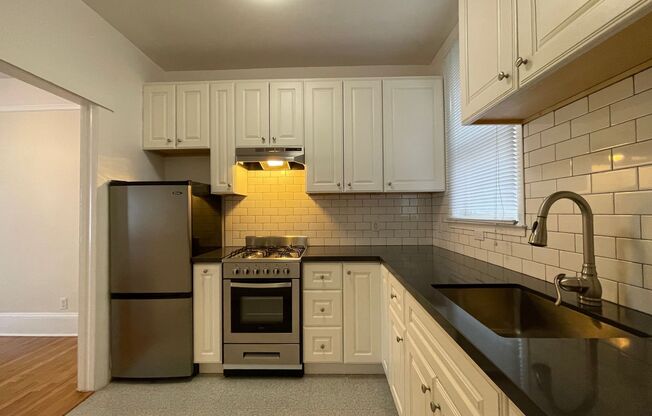 PAST - 440 Hyde Street (359r) (close 11/26/25)