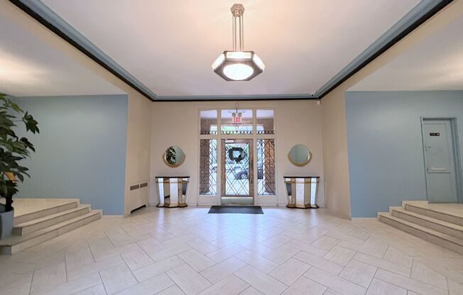 Studio, 1 bath, 488 sqft, $1,115, Unit 109