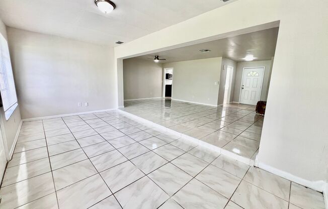 Live Comfortably in SE Cape Coral – Bright, Remodeled Home for Rent