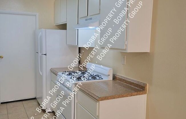 1051 DAWSON AVE 