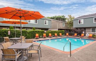 2 beds, 1 bath, 700 sqft, $1,200, Unit 12