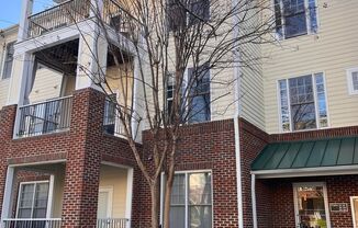 Secure & Stylish 1-Bedroom in the Heart of Midtown