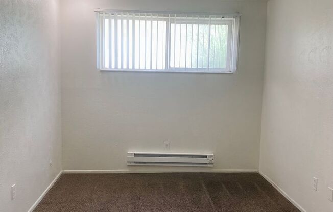 1 bed, 1 bath, 600 sqft, $1,050, Unit 16A