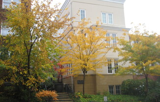 525 G Street SE