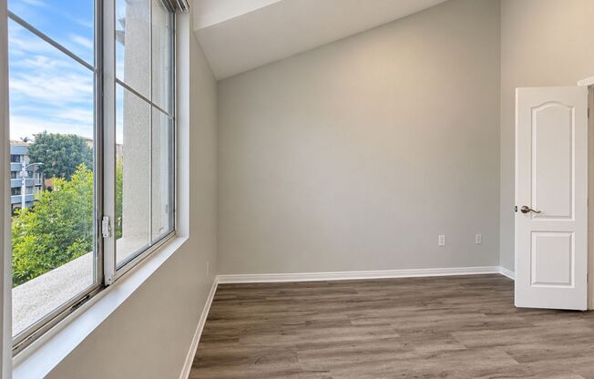 3 beds, 2 baths, 1,125 sqft, $3,598, Unit 301