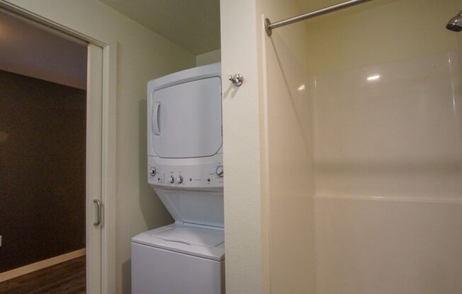 1 bed, 1 bath, $1,275, Unit 308