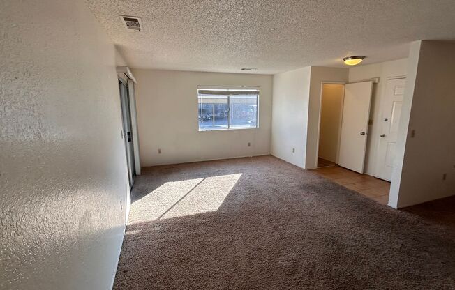 2 beds, 1 bath, $1,850, Unit Unit C