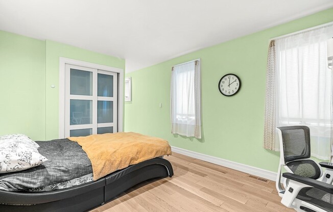 2 beds, 2.5 baths, 2,173 sqft, $5,500, Unit 5