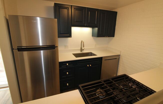 663 Bishops Lodge Rd #9