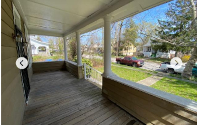 3004 FERNDALE AVE