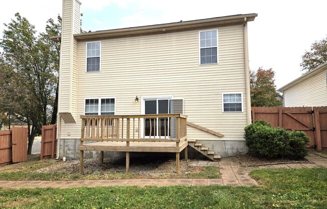 3 beds, 2.5 baths, $1,750