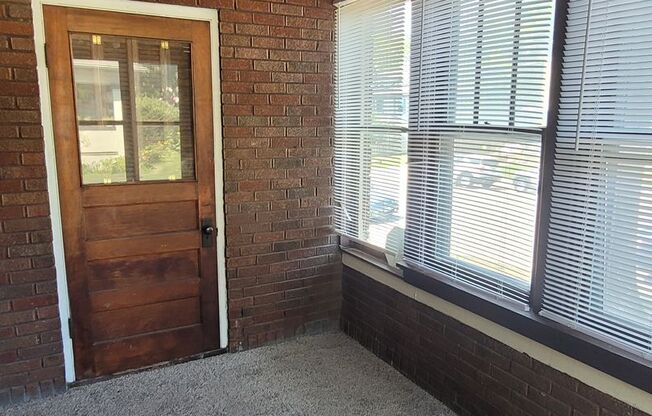 3 beds, 1 bath, $1,500