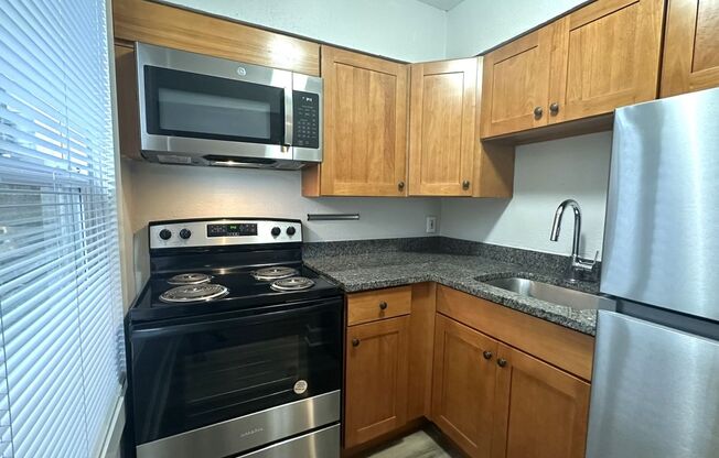 1 bed, 1 bath, 600 sqft, $1,395, Unit Unit 2