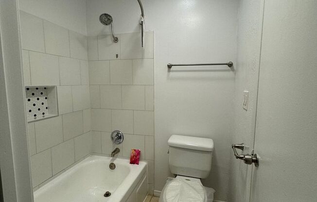 1 bed, 1 bath, $1,745, Unit 045#02