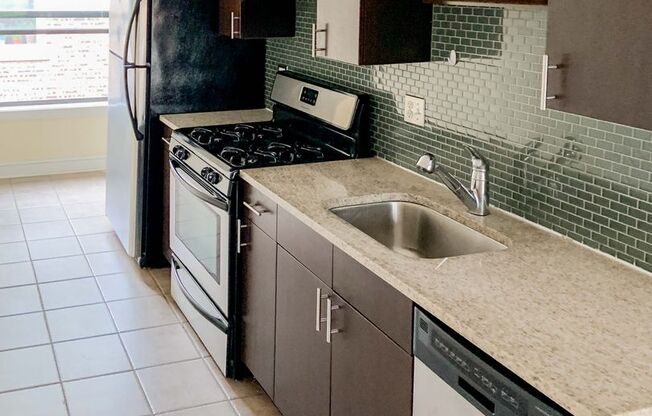 1 bed, 1 bath, 560 sqft, $2,195, Unit 516-319