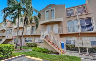 675 NORTHWEST 85 CT