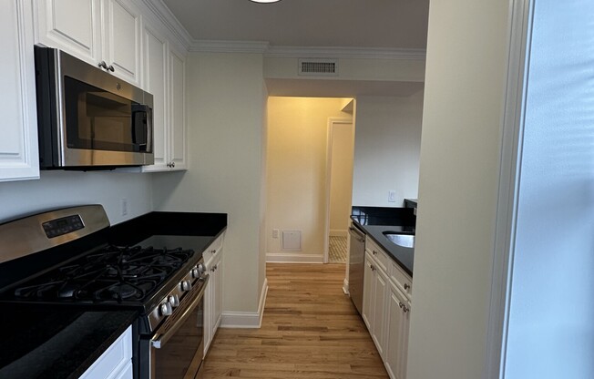 55 Langdon St Apt 1