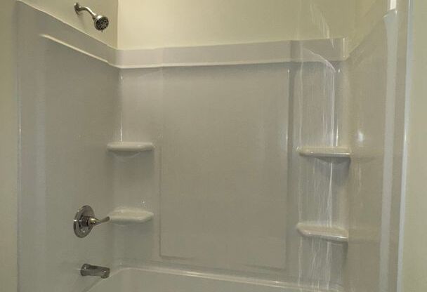 3 bedroom, 2 bath Single Family house