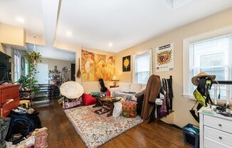 1567 Tremont St #2B Boston MA 02120