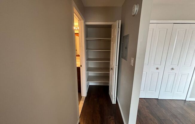 1 bed, 1 bath, 650 sqft, $995, Unit 23-203