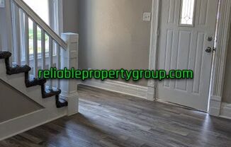 2 beds, 1 bath, $700, Unit 713 E Franklin St