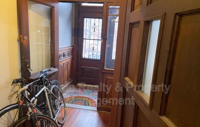 4416 LOCUST AVE