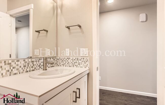 2 beds, 2.5 baths, $2,195