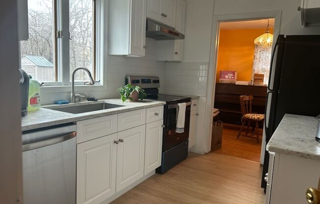 Beautiful 3 Bedroom, 2 Bathroom Home – Walking Distance to Strong Hospital!