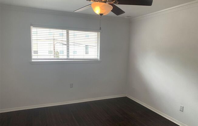 2 beds, 2 baths, 719 sqft, $1,395, Unit 204