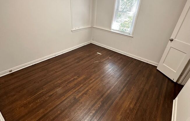 1 bed, 1 bath, $595