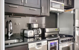 1 bed, 1 bath, $4,195, Unit 5A