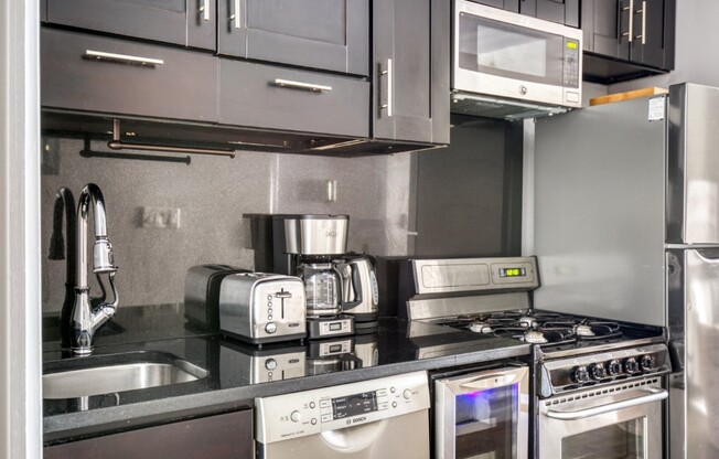 1 bed, 1 bath, $4,195, Unit 5A