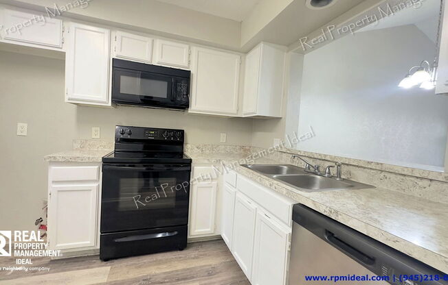 2 beds, 1 bath, 823 sqft, $974, Unit 323