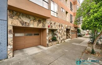 Inner Sunset: Top Floor w/ Optional Parking & Laundry Onsite