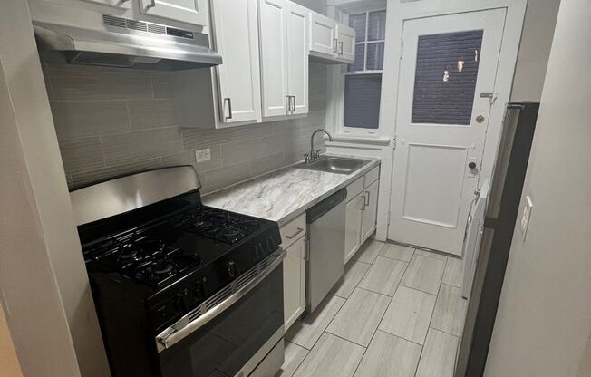 1 bed, 1 bath, $1,499, Unit 82