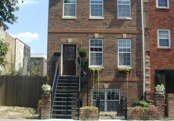 1619 12 ST NW