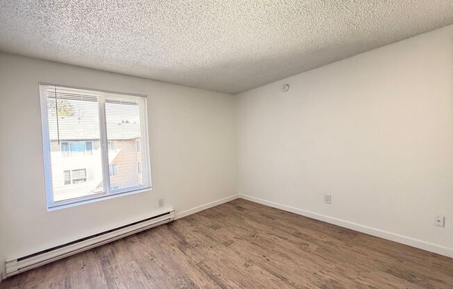2 beds, 1 bath, 850 sqft, $2,300, Unit 344