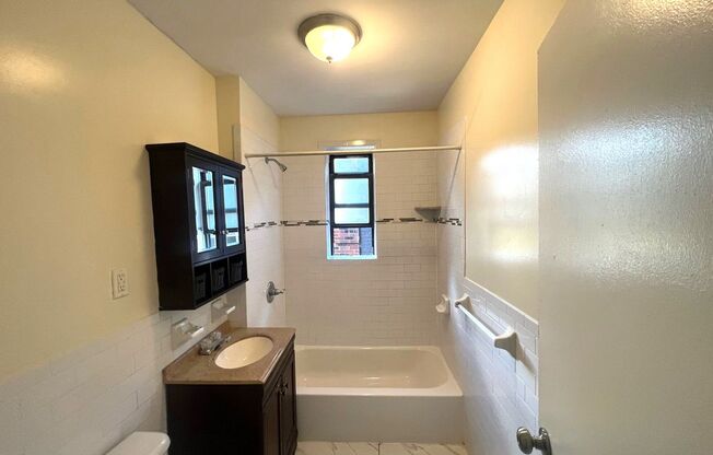 Hummingbird Heights 320